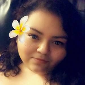 Meet your Posher, Xiomara